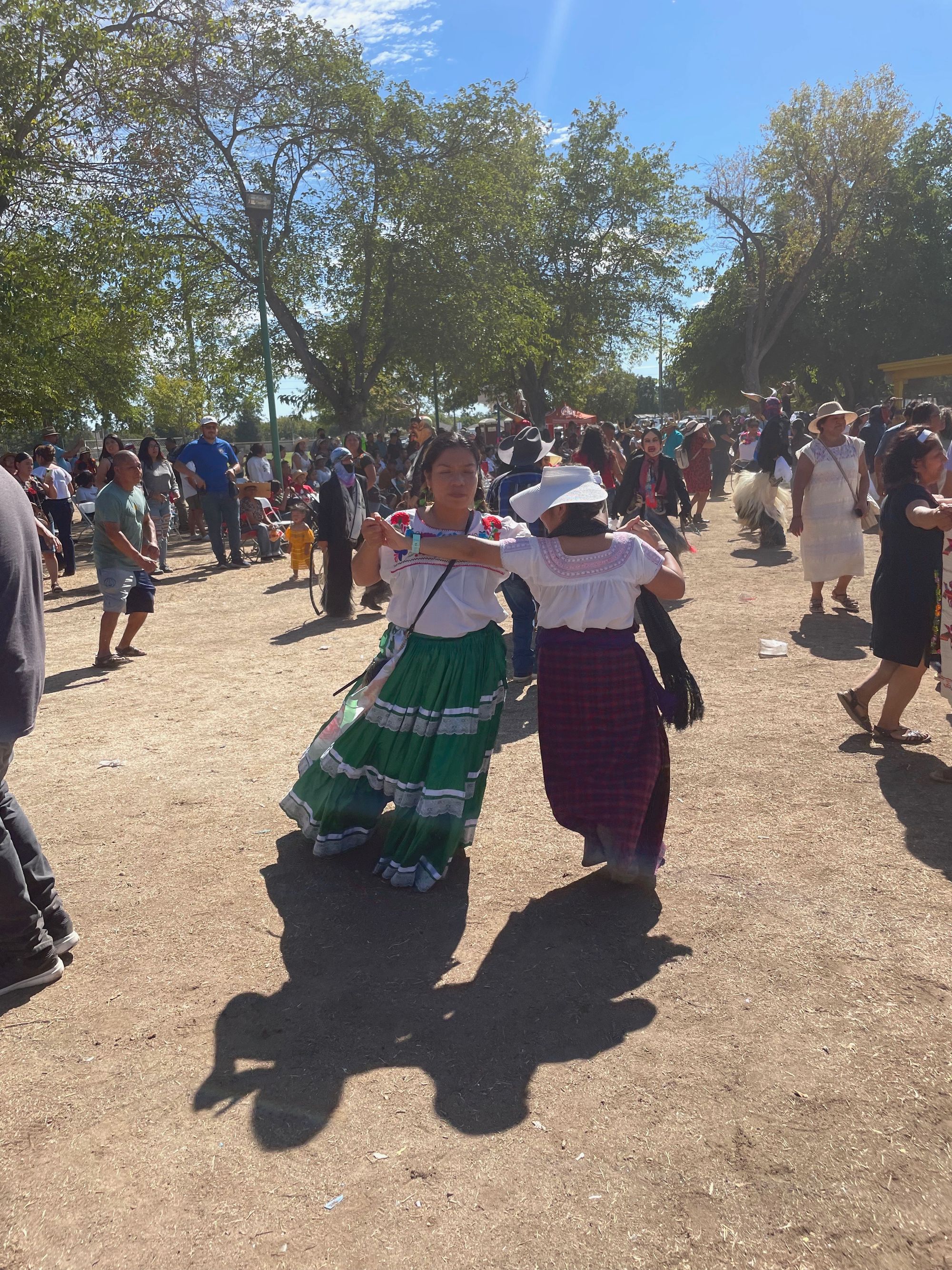 SoCal woman keeps oaxacan heritage alive with Mexican crafts – NBC